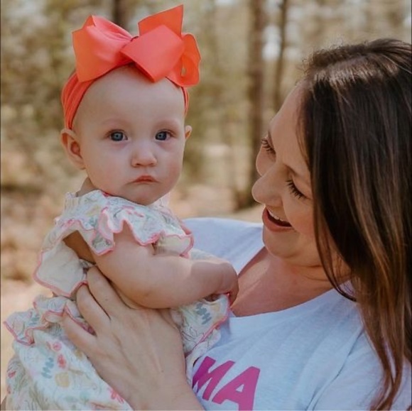 Meet your Posher, April - Picture 1 of 1